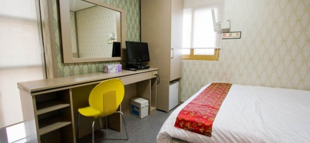 Goodstay Nana Residence