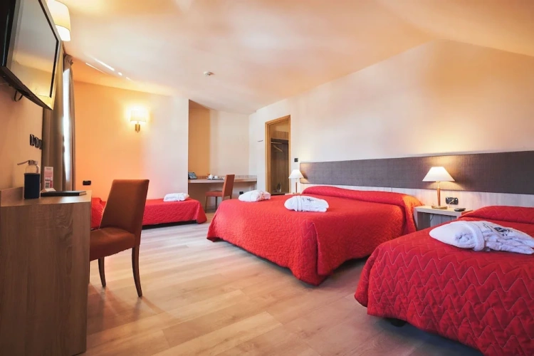 Standard Quadruple room