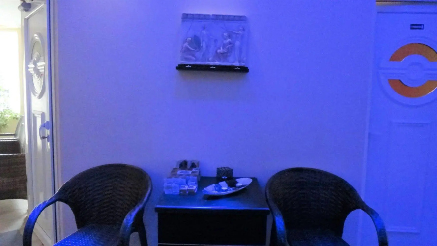 9 Queens Spa Hotel