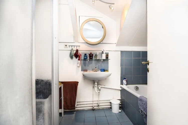 4 Bedrooms Cottage