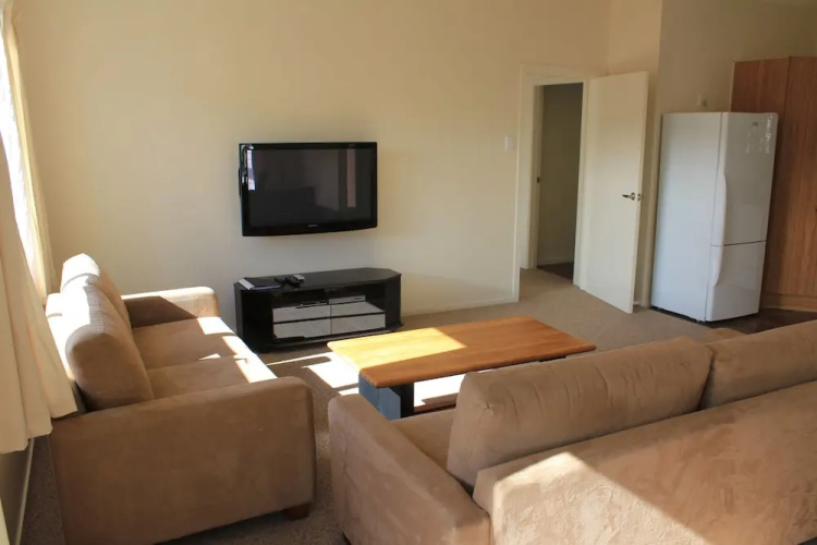 46 Scarborough Tce