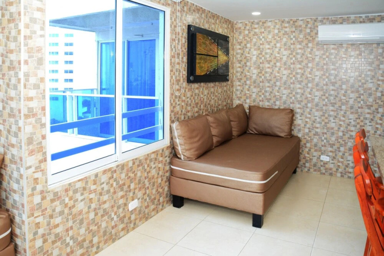 Conquistador Apartaments By SYA