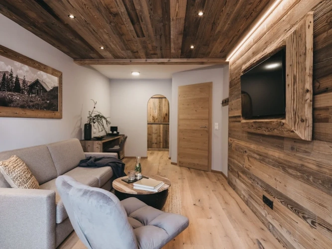 1 Bedroom Suite with balcony