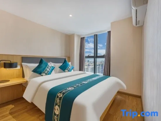 2 Bedrooms Suite with city view