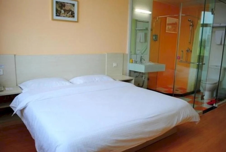 Xinjinyong Express Hotel