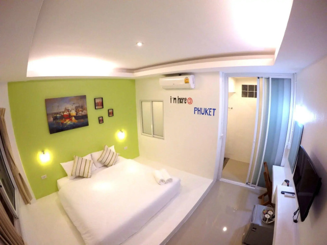 At We Patong hostel
