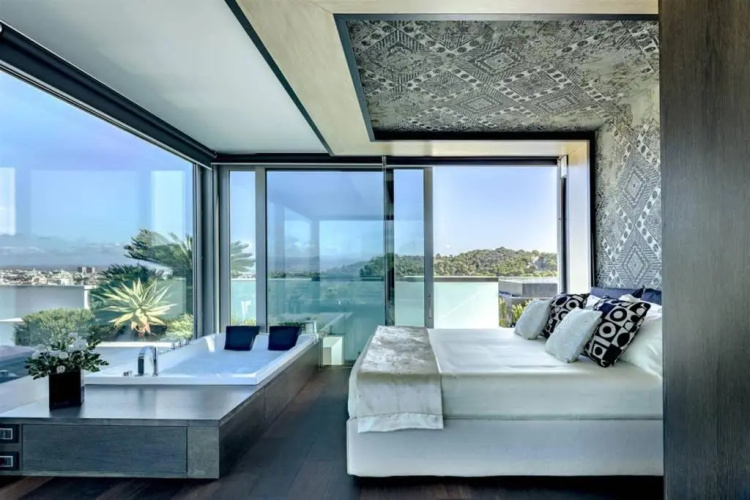 LUXURY PANORAMIC SUITE in CAGLIARI
