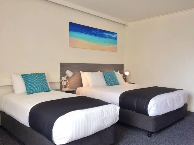Bayside Hotel