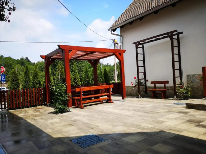 Holiday House Kod Ajke