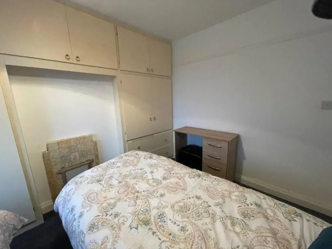 3-bed House - Sleeps 5 With Free Parking