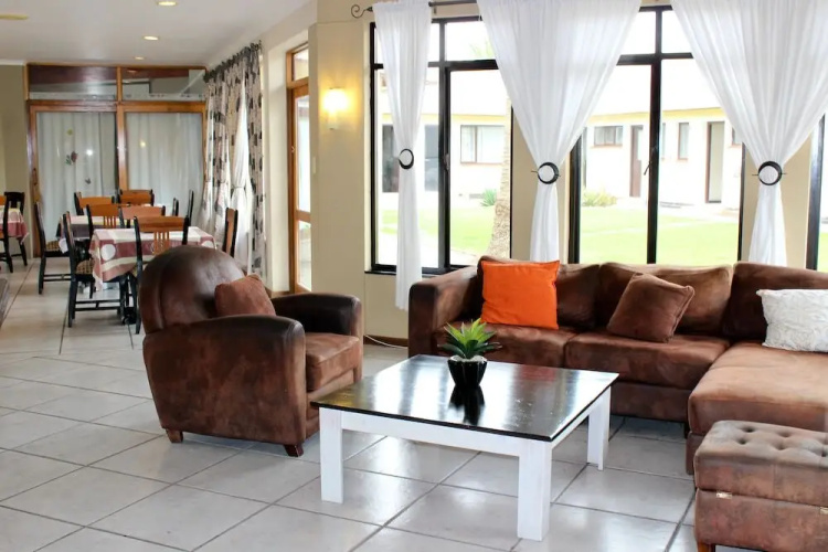 The Countyard Hotel
