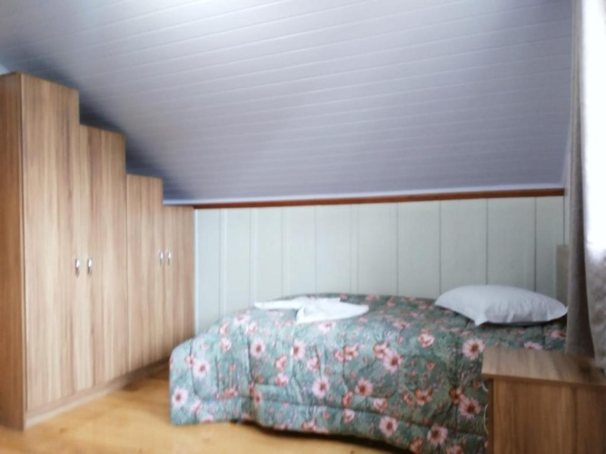 3 Bedrooms Cottage