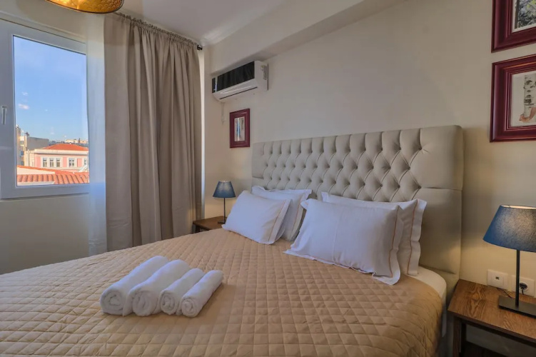 Ermou Fashion Suites