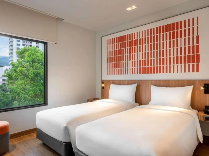 Standard Twin room