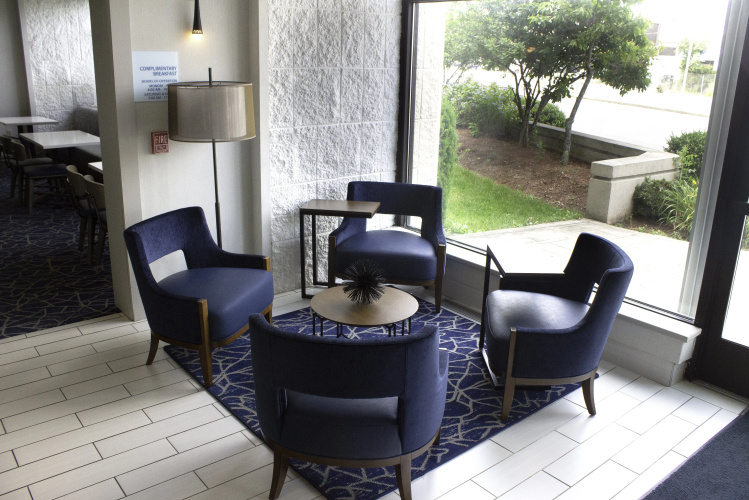 Holiday Inn Express & Suites Boston - Cambridge photo 9