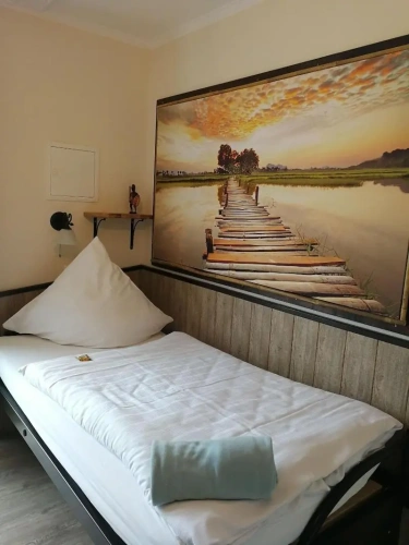 Standard Single room