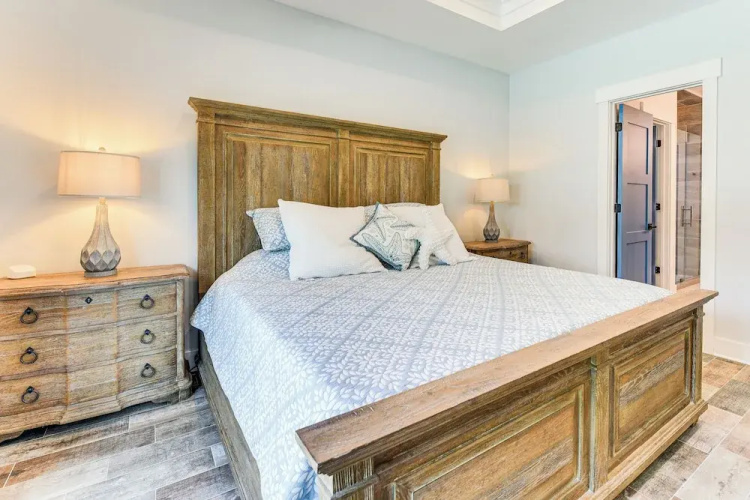 Tranquility & Nearby Beach Access: Private Oasis