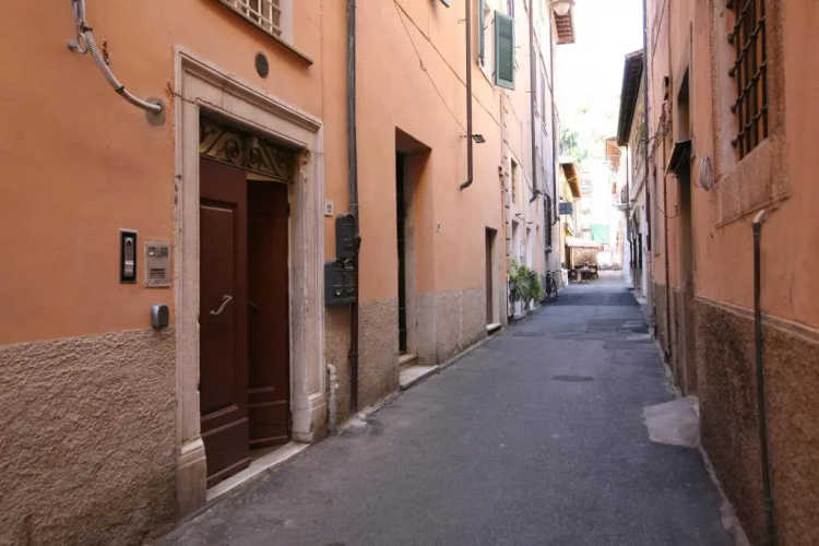 La Piccola Atene