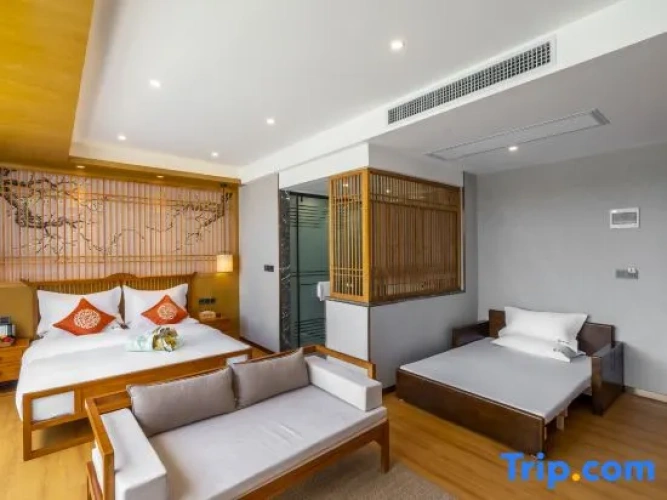 Deluxe Family room