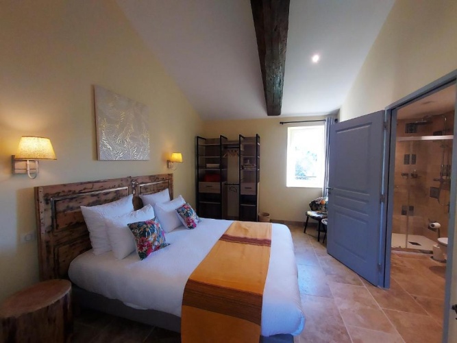 Standard Double room with garden view