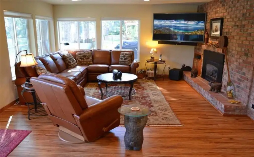2040 Venice - 3 Br hHome