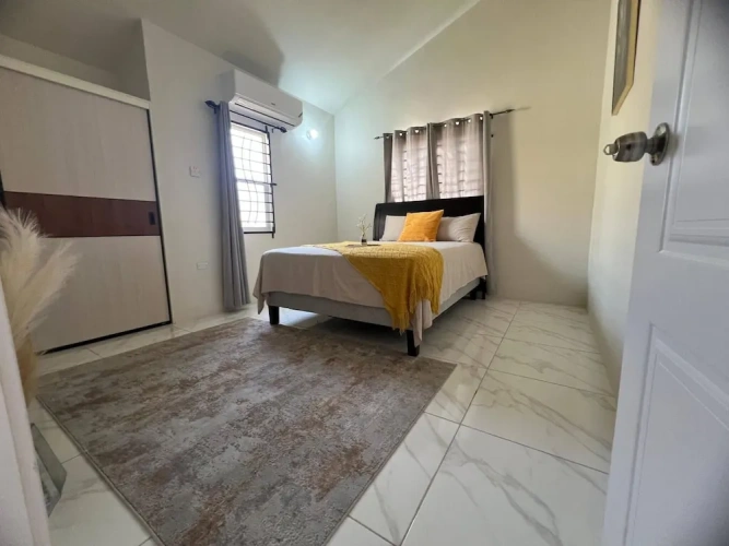 2 Bedrooms Cottage