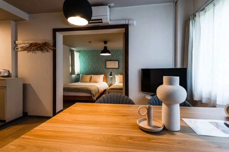 Standard Triple room