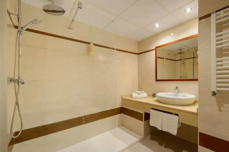 Standard Single room with balcony