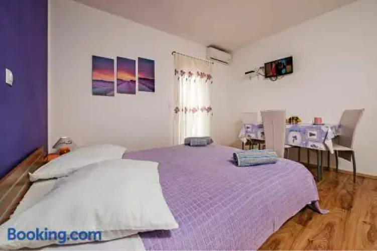 Apartments Roko 269