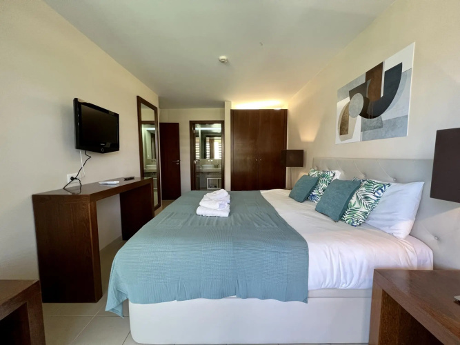 Albufeira Salgados Premium 1 With Pool by Homing