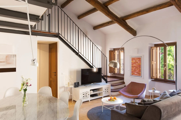 Rome Accommodation - Margana II