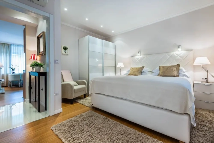 1 Bedroom Deluxe Suite