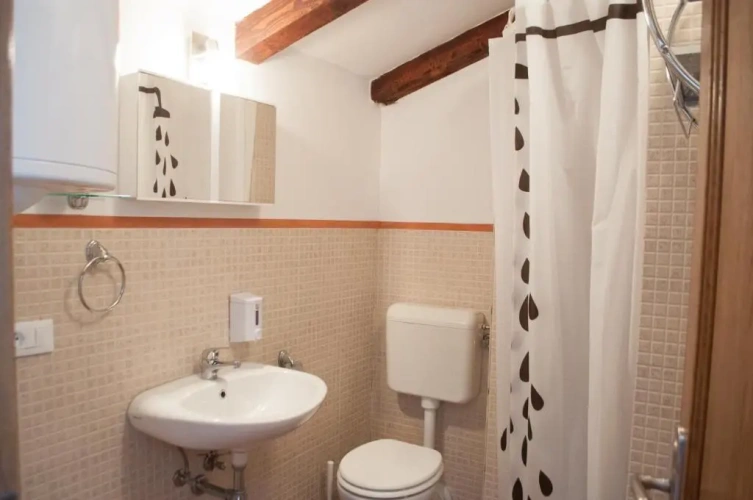1 Bedroom Apartment with balcony and with view