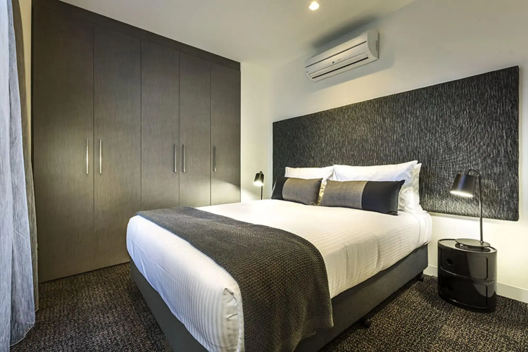 MainStay Suites Abbotsford
