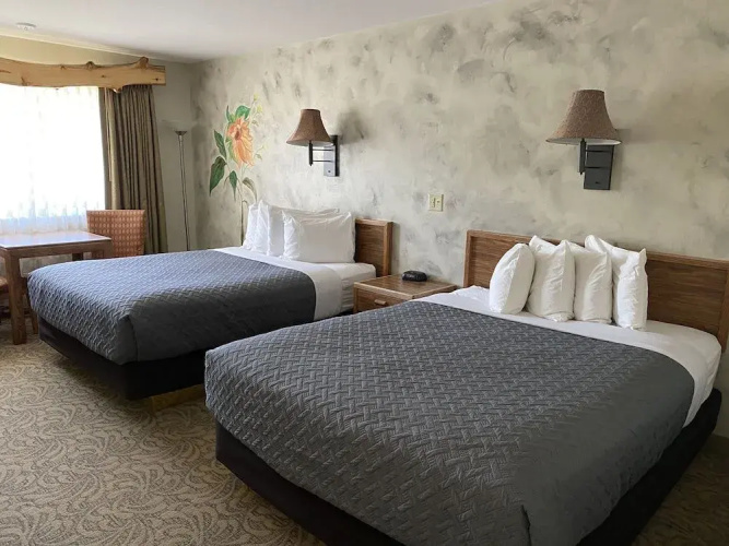Browns Canyon Inn
