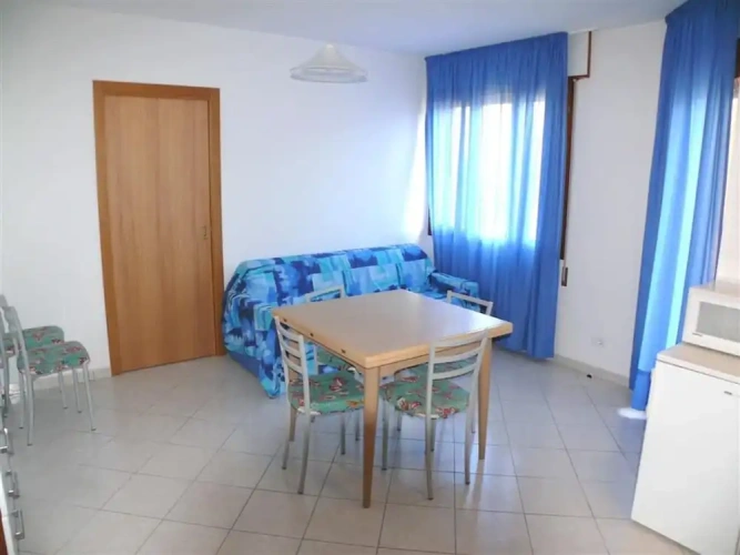 2 Bedrooms Apartment with balcony and with city view