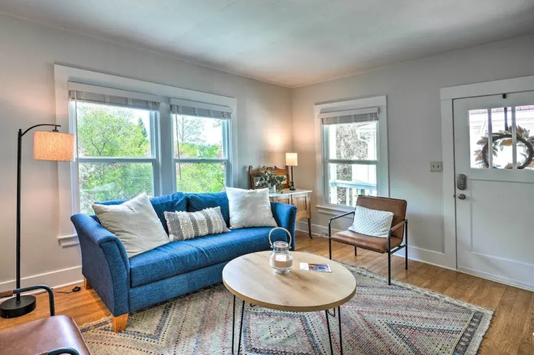 Walk to Main St: Historic Cottage in Sutter Creek