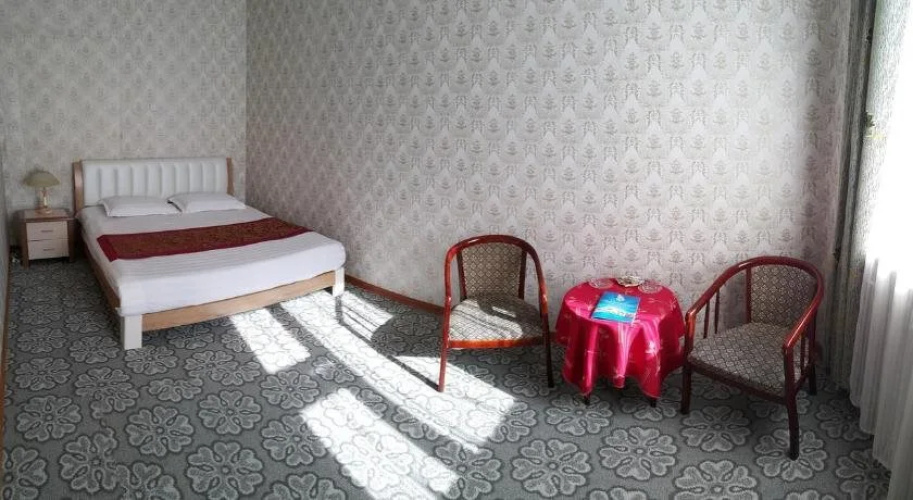 Chandmani Hotel&Tour