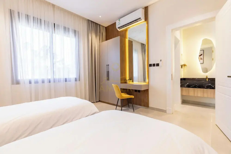 Amber Hospitality - Al Rawdah