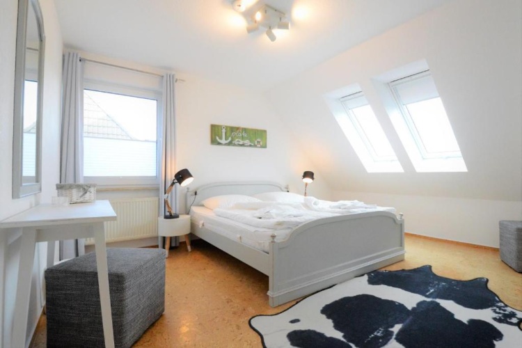 2 Bedrooms Cottage