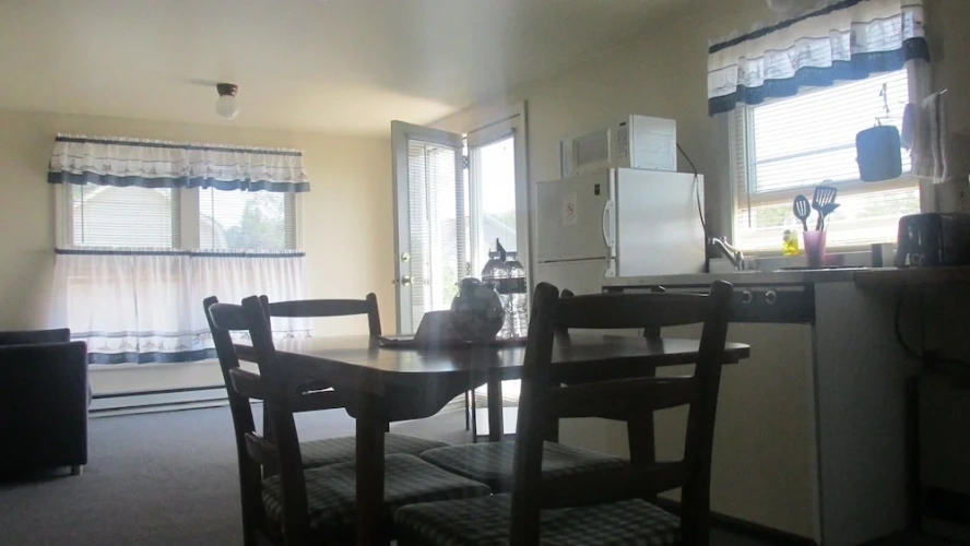 2 Bedrooms Suite