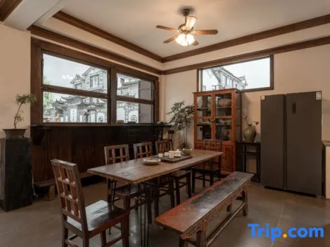 The Exquisite Antique Homestay