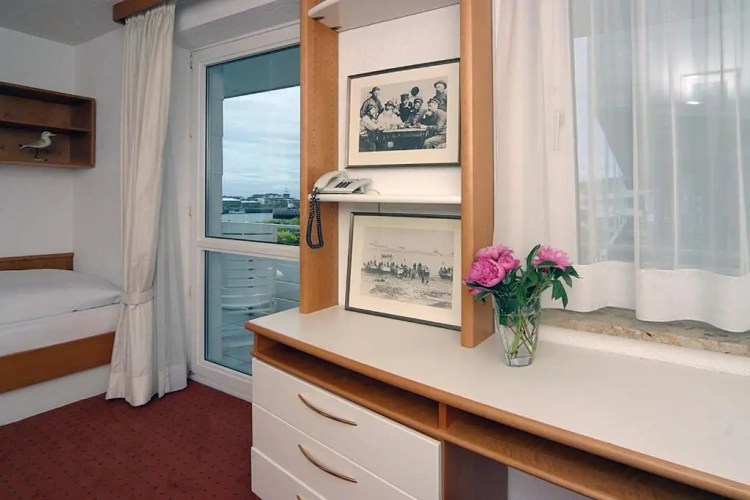 Standard Single room with balcony