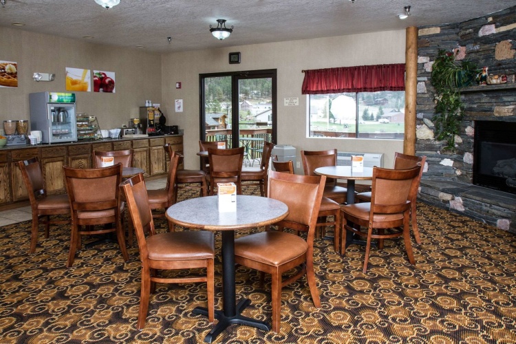 EverSpring Inn & Suites photo 20