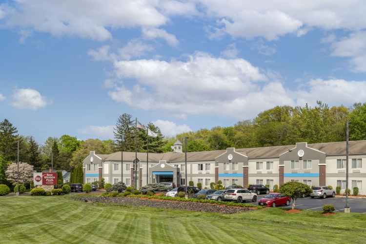 Best Western Plus New England Inn & Suites photo 22