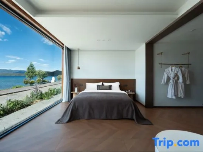 Premium Double room with lake view