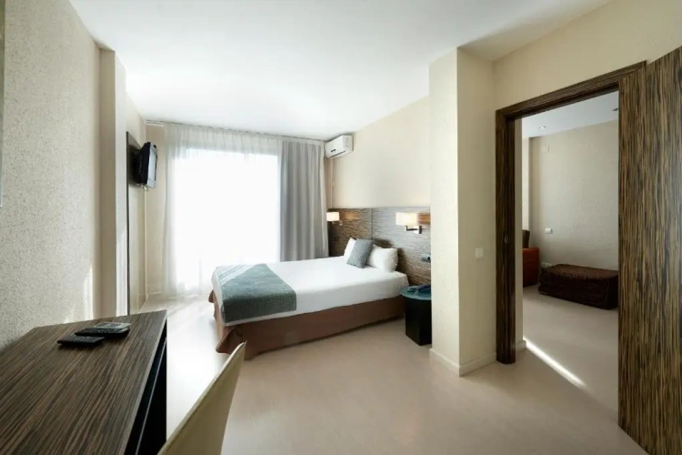 Quadruple Suite