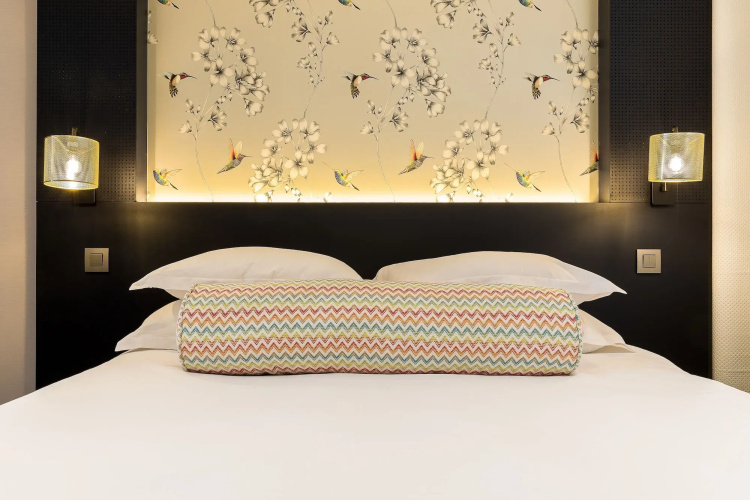 CADET Residence by Collection VESPER