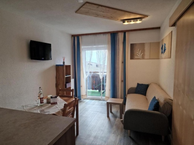 1 Bedroom Double Apartment