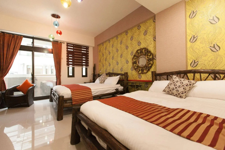 Ease Hostel